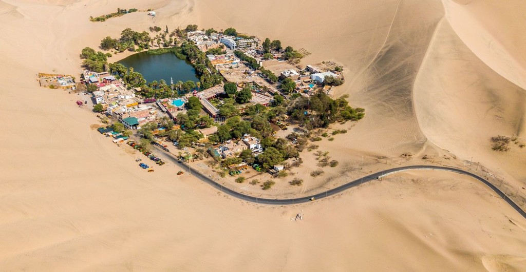 Oasis de Huacachina en Ica